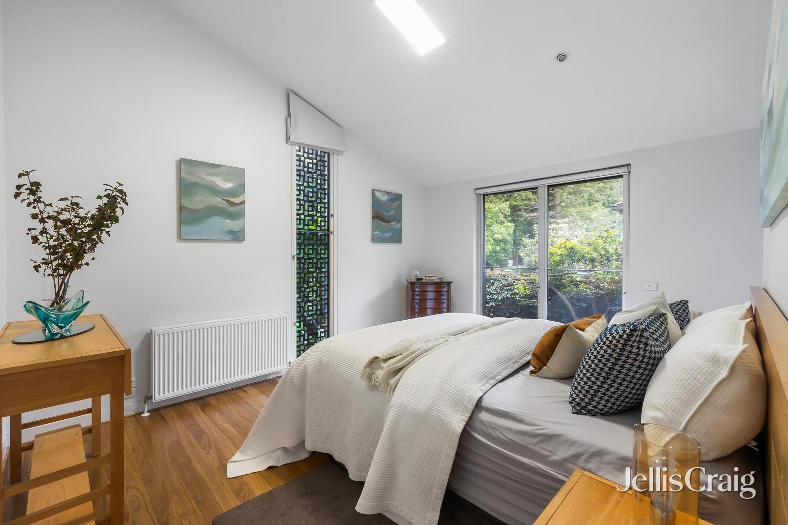 15 Beaconsfield Road, Hawthorn East image 9