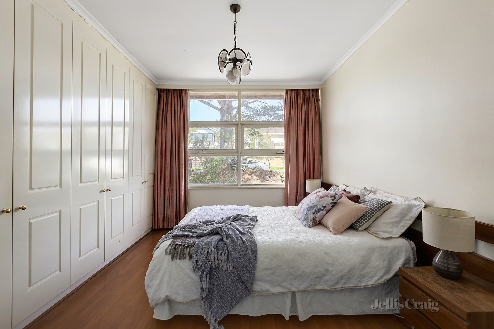 15 Belle Vue Road, Balwyn North image 6