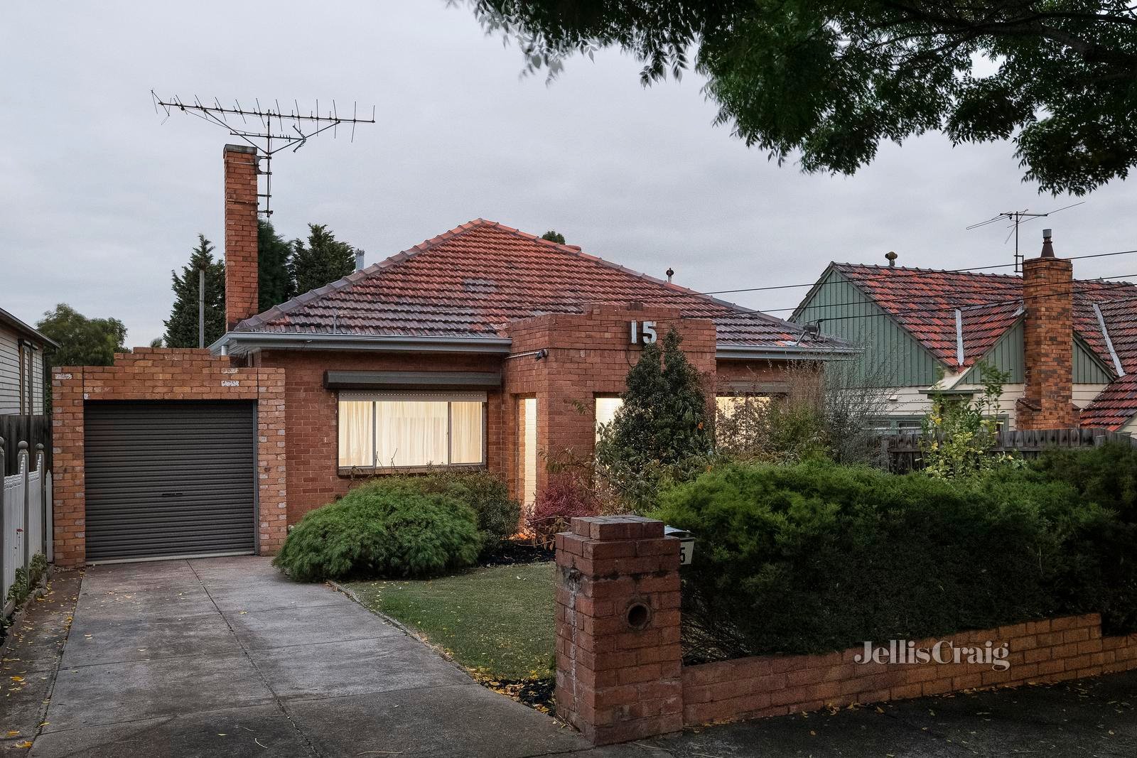 15 Birch Street, Preston image 1