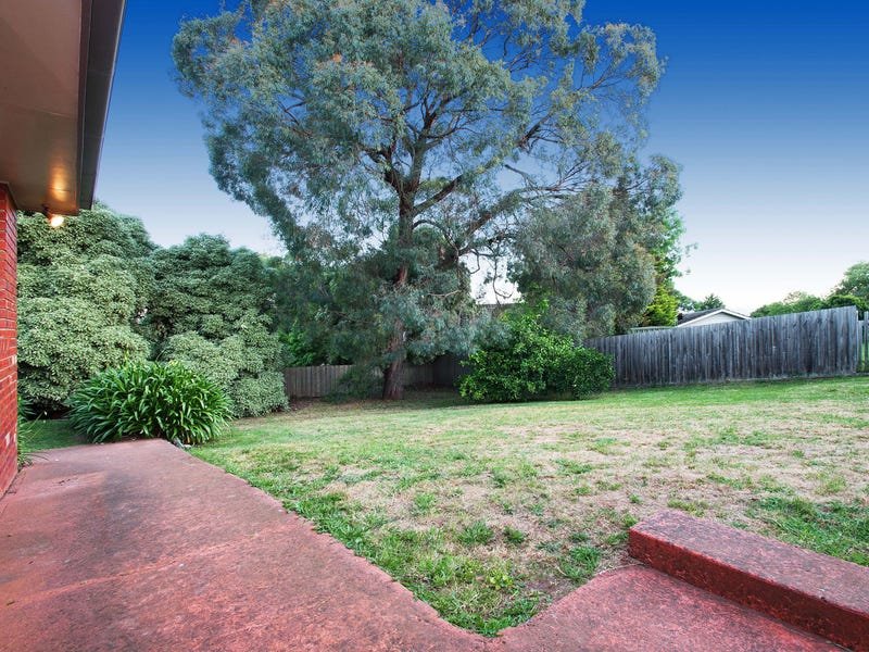 15 Birchwood Drive, Mooroolbark image 15