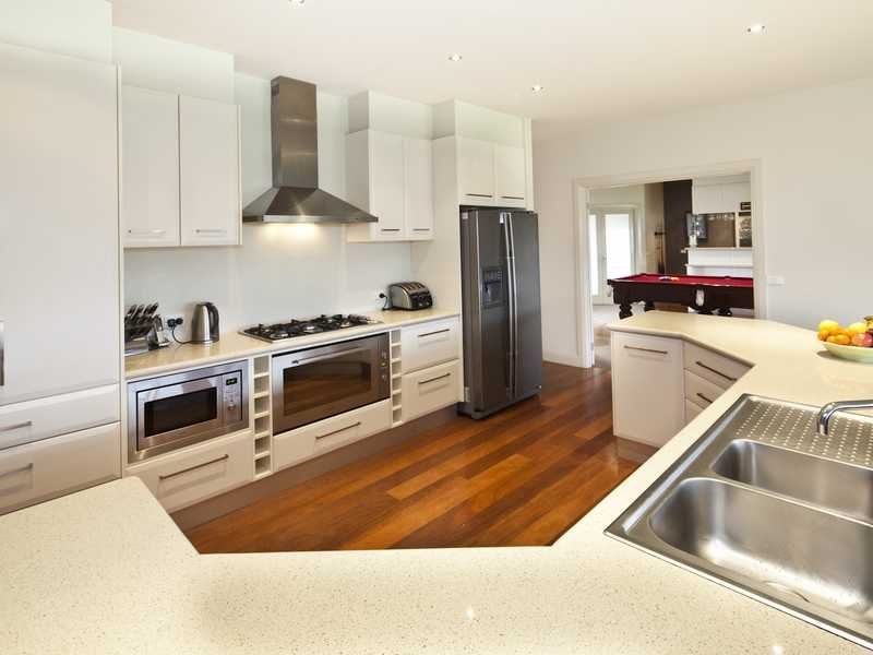 15 Birchwood Drive, St Albans Park image 2