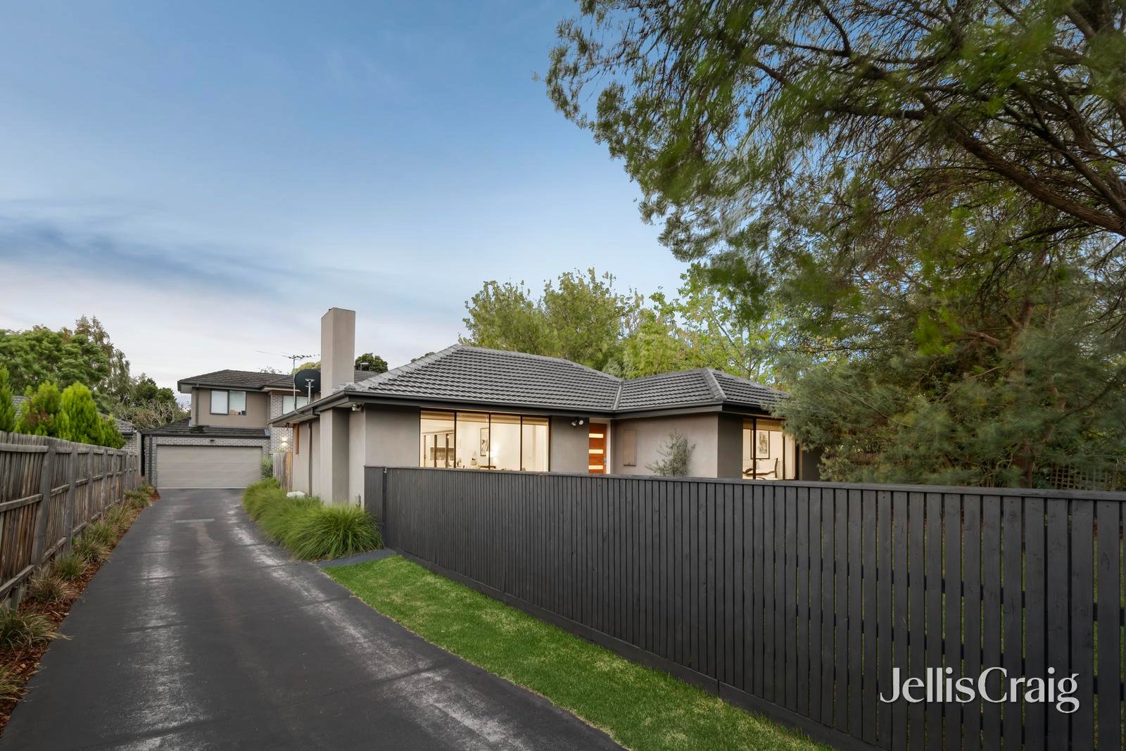 15 Birkenhead Drive, Kilsyth image 2