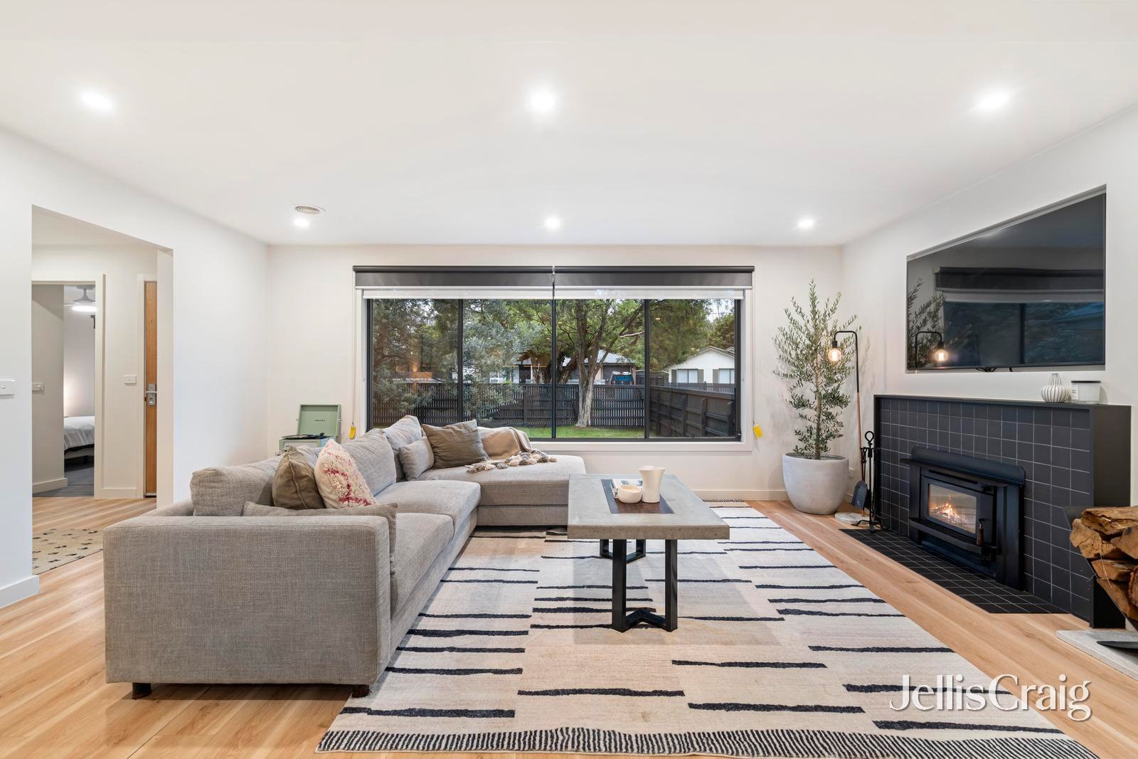 15 Birkenhead Drive, Kilsyth image 3