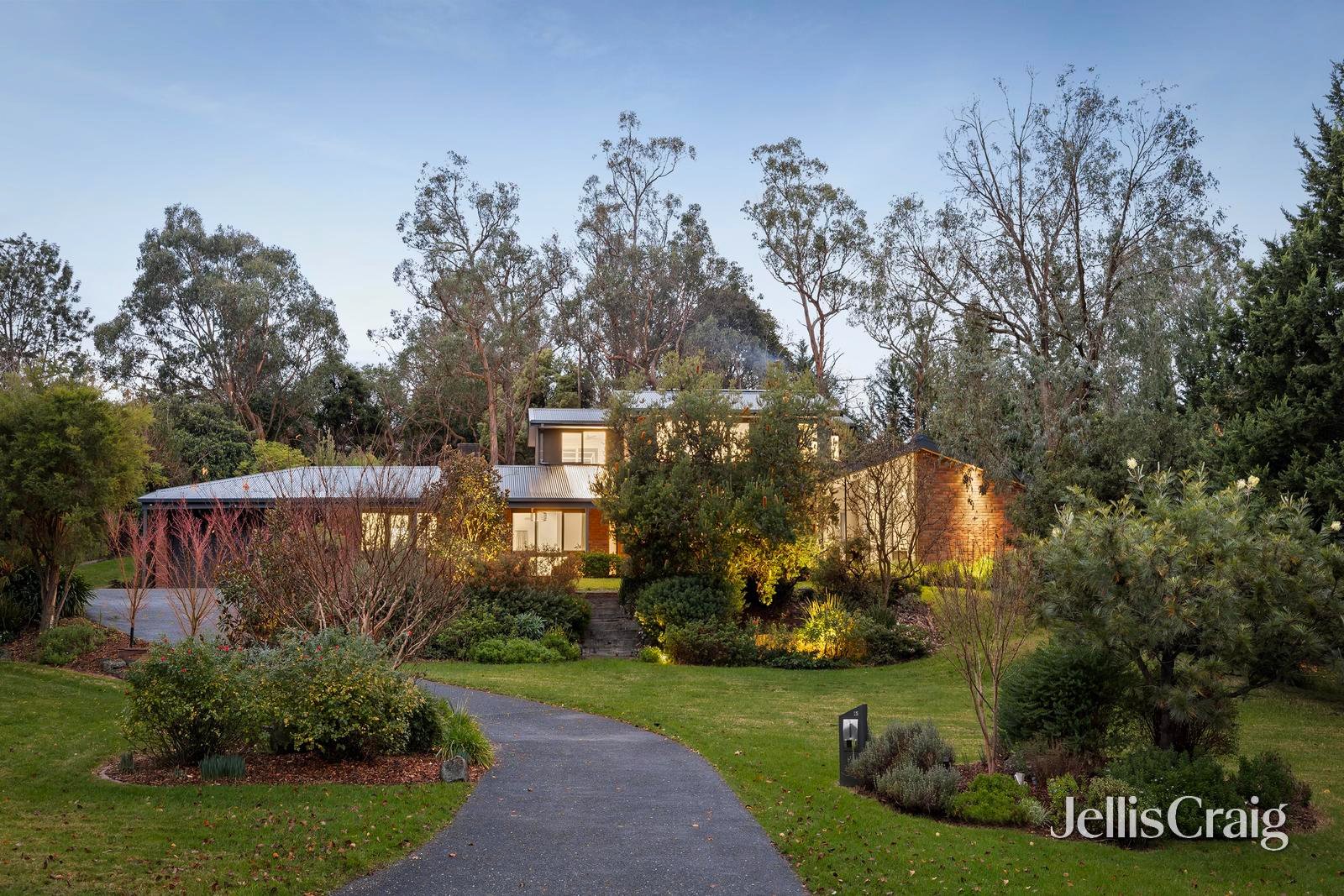 15 Blackwood Drive, Wonga&nbsp;Park image 1