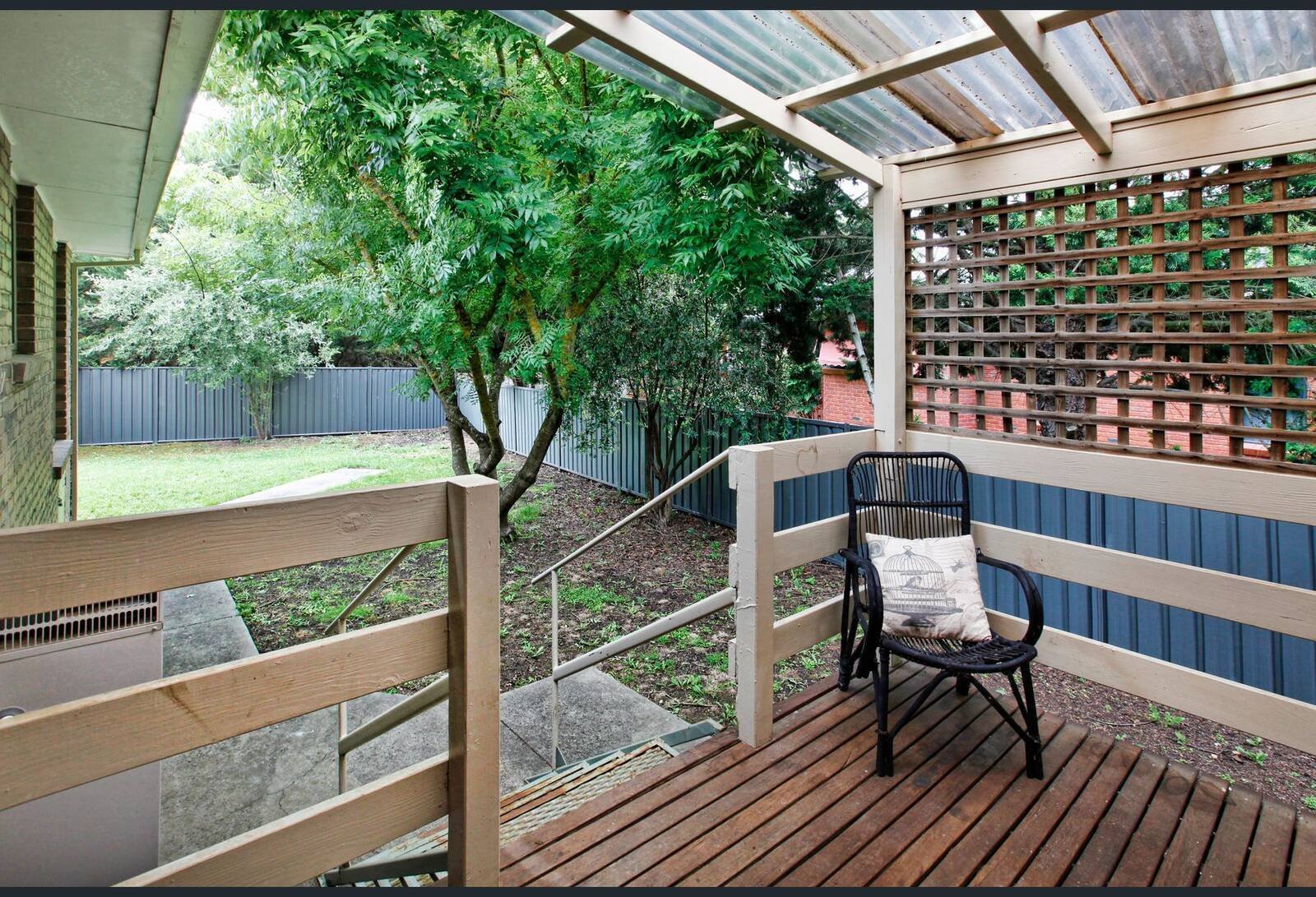Property Gallery Thumbnail 9