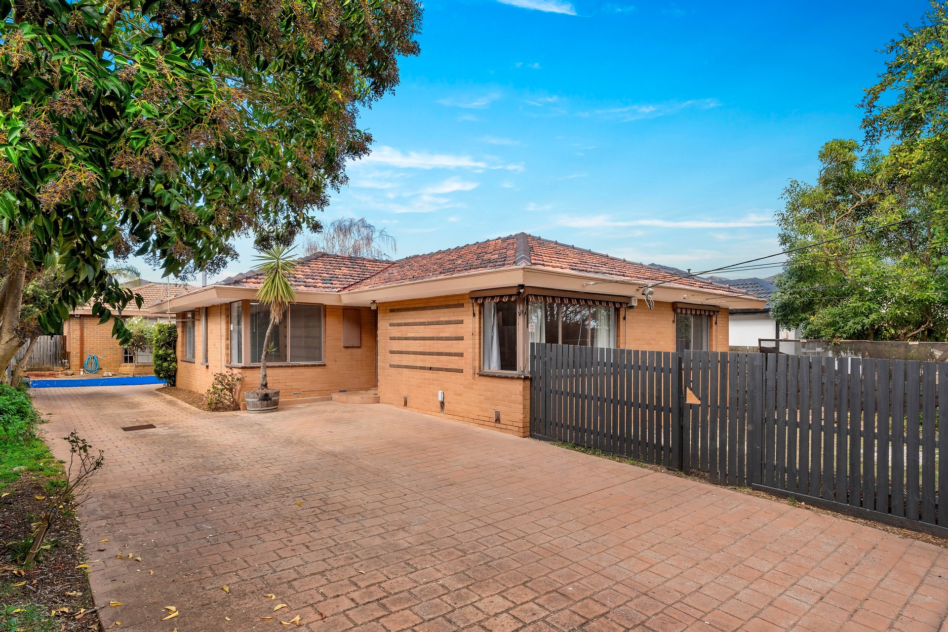 1/5 Blanche Court, Doncaster East image 1
