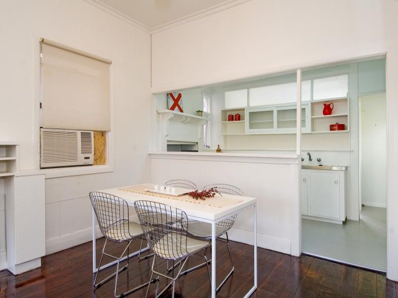 15 Blessington Street, Newtown image 5