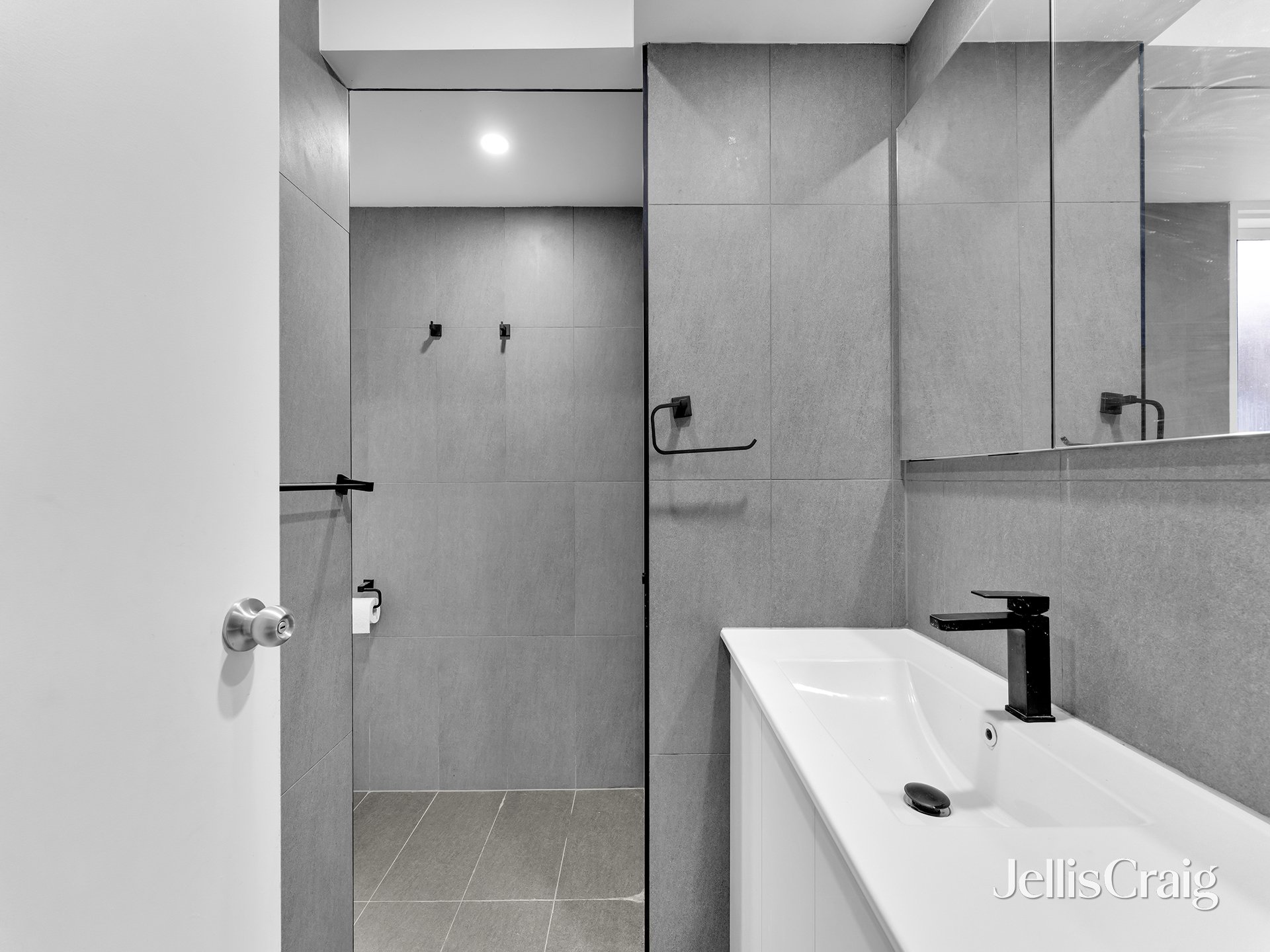 15 Bona Vista Road, Bayswater image 7