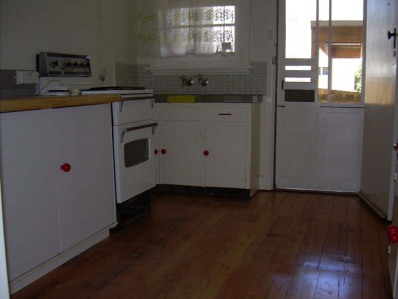 15 Braemar Street, Mont Albert North image 3