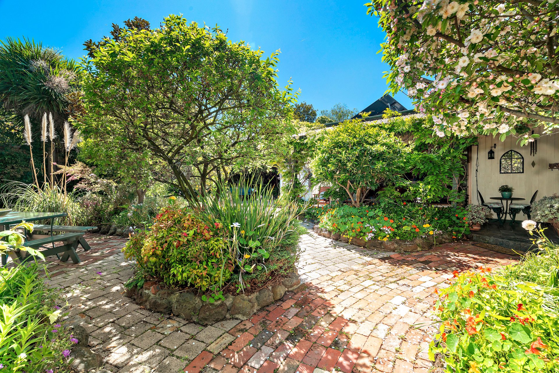 Property Gallery Thumbnail 9