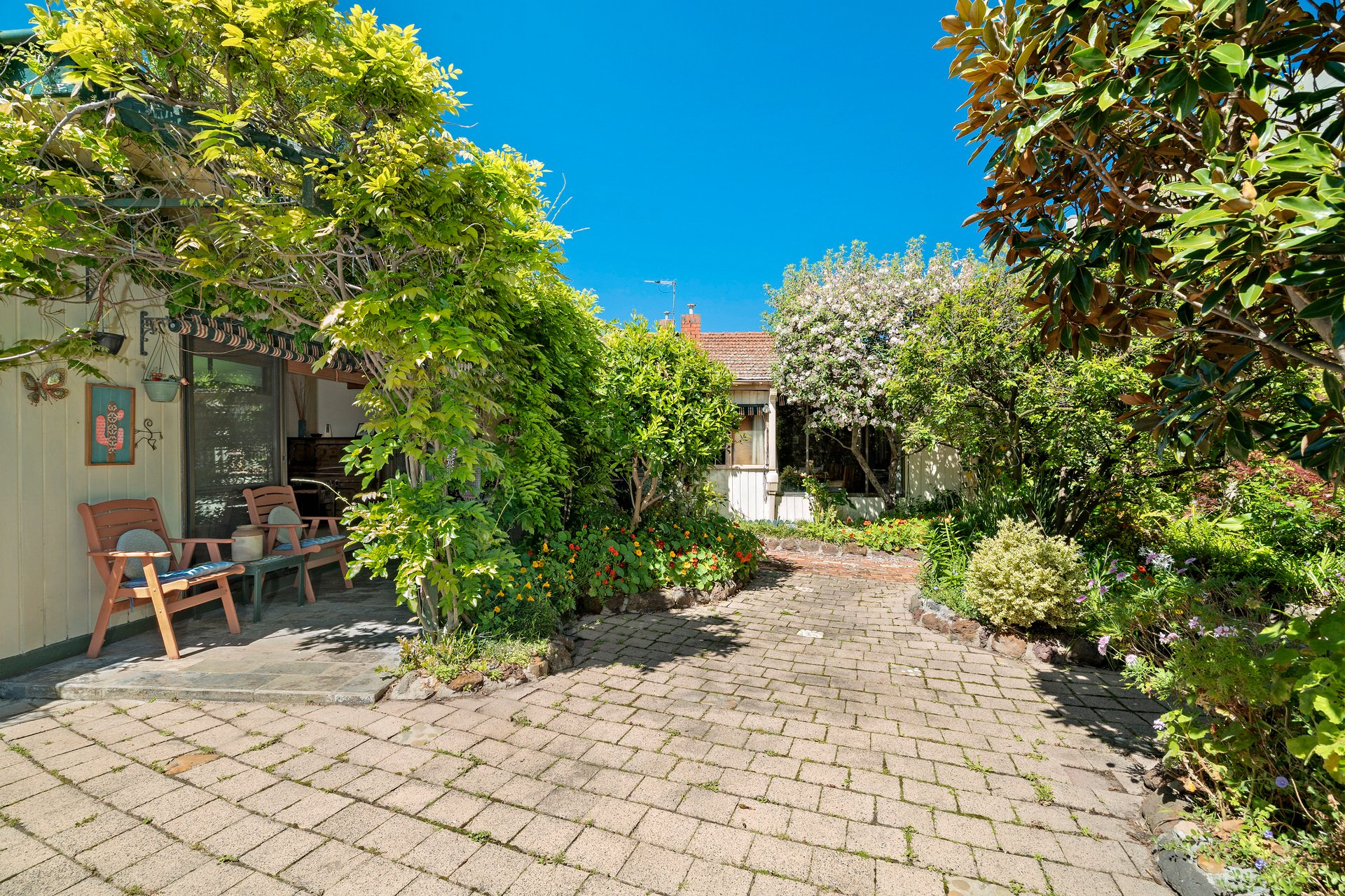 Property Gallery Thumbnail 14