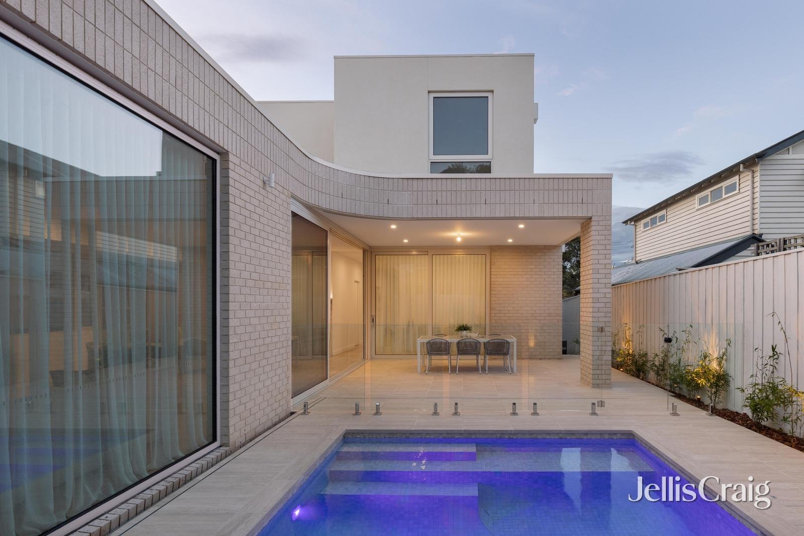 15 Butler Street, Essendon image 19