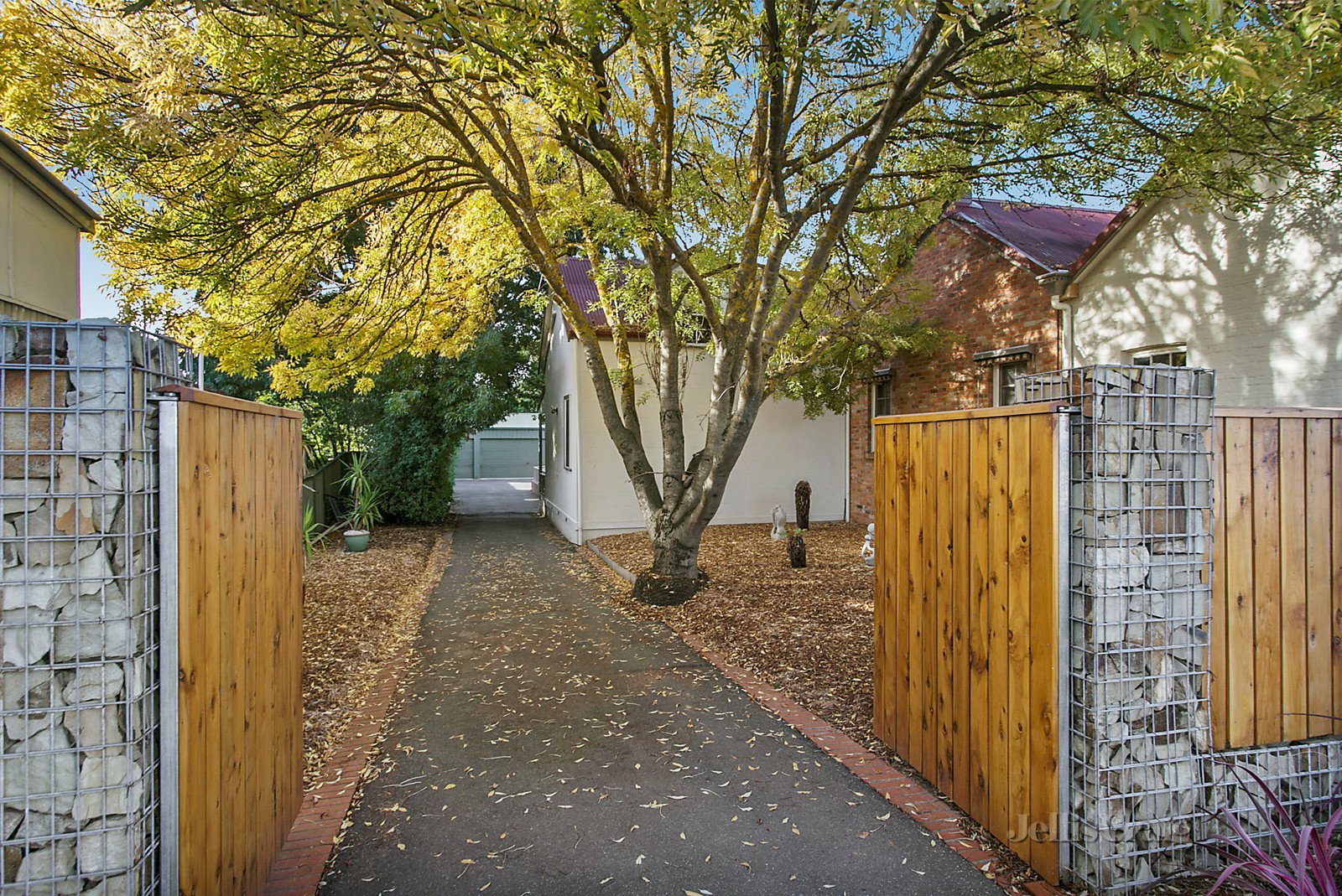 15 Campbell Street, Castlemaine image 17
