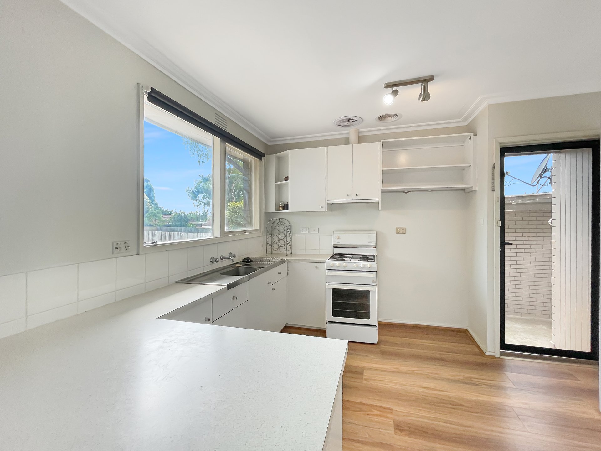 1/5 Cara Road, Highton image 2