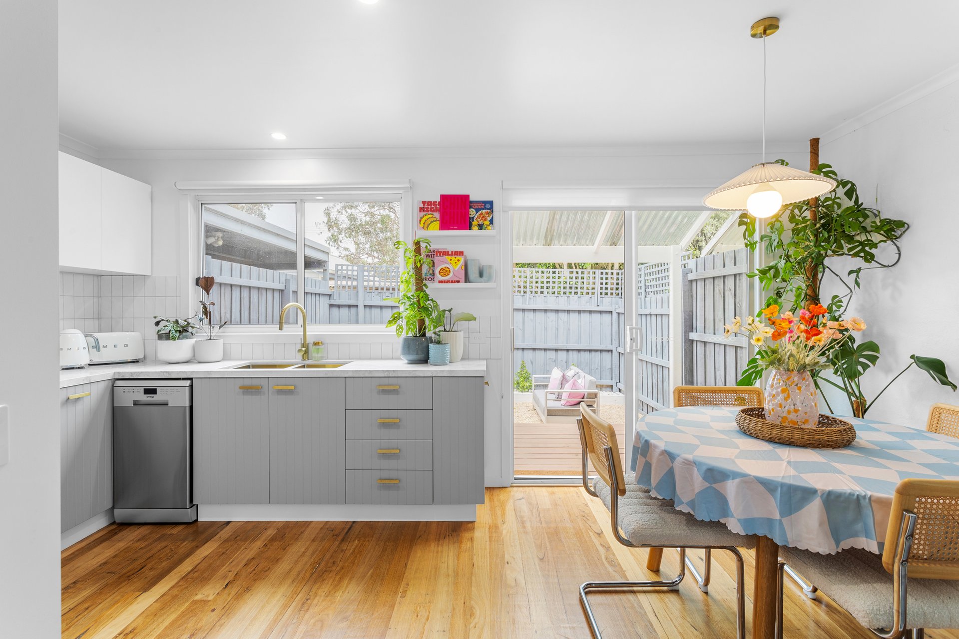 Property Gallery - Main Image