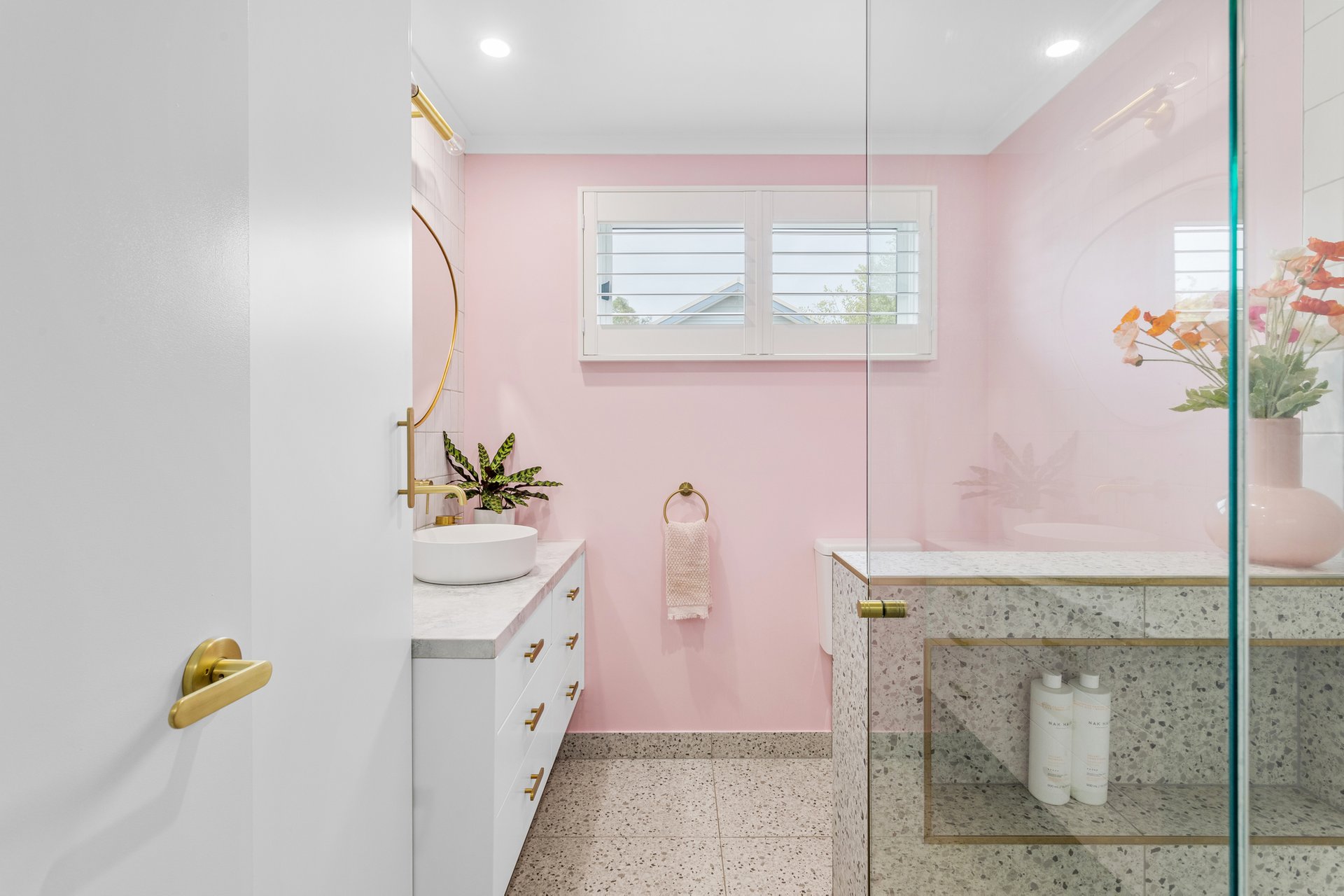 Property Gallery Thumbnail 6