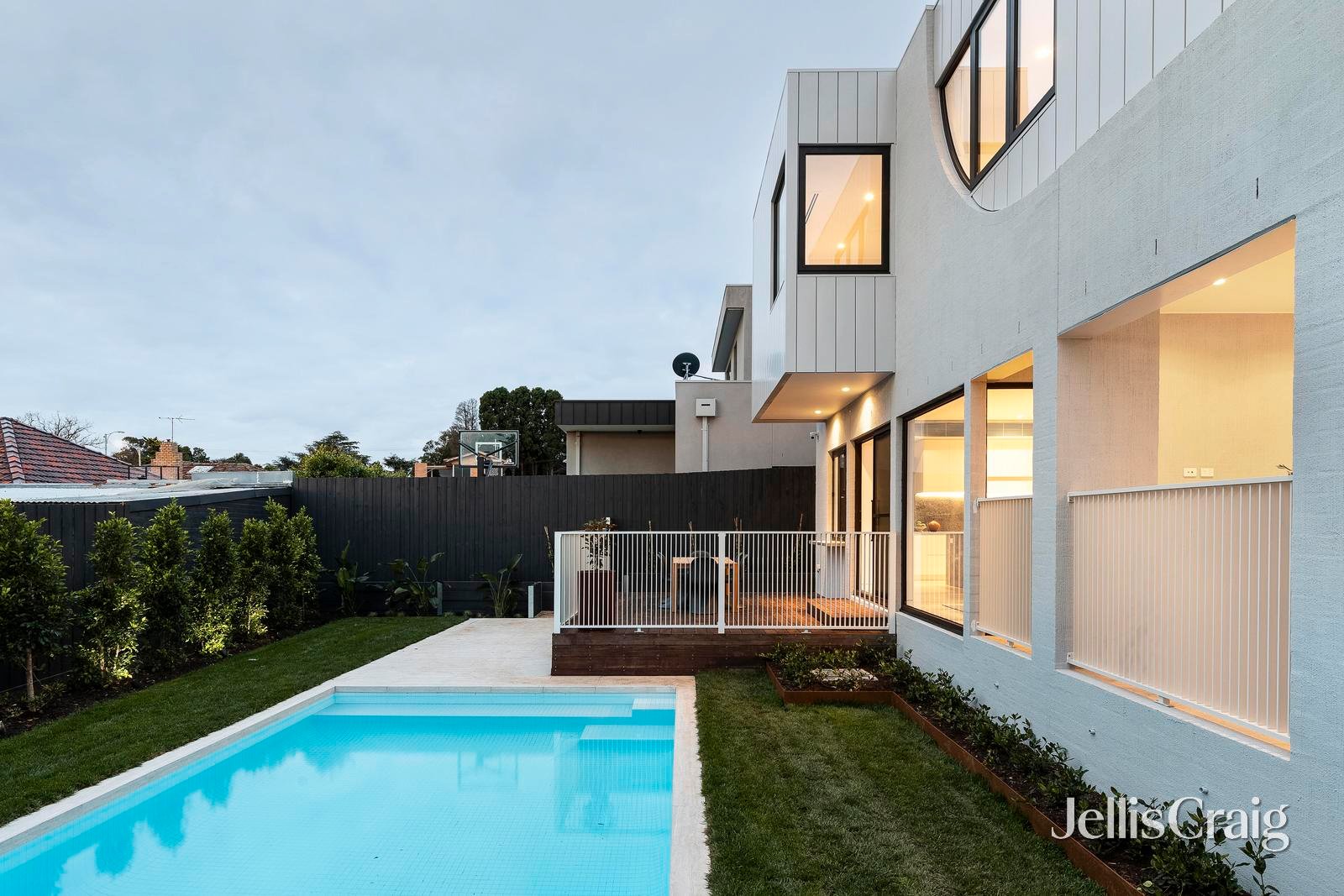 15 Castella Street, Ivanhoe East image 26