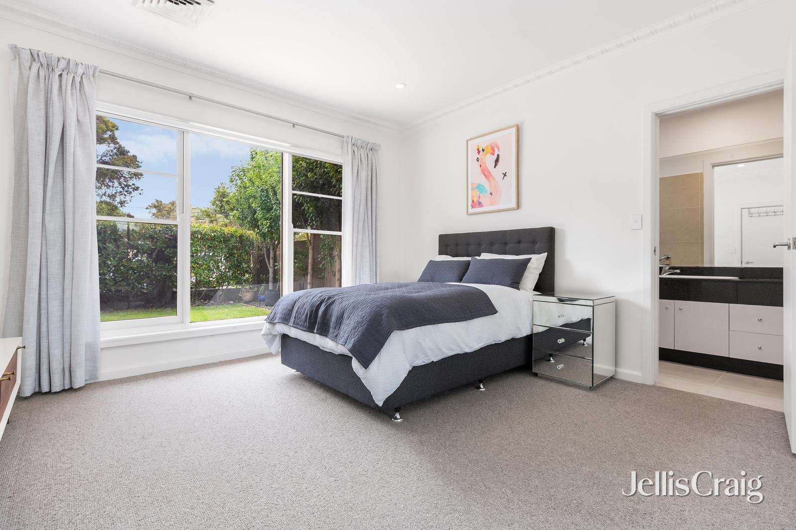15 Cavendish Place, Brighton image 4