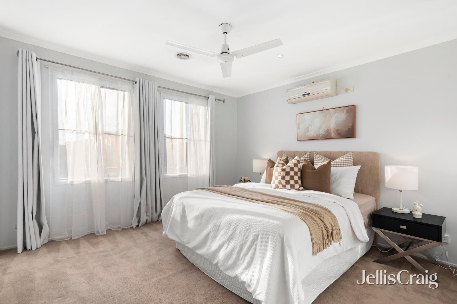 15 Clauscen Drive, Rowville image 9