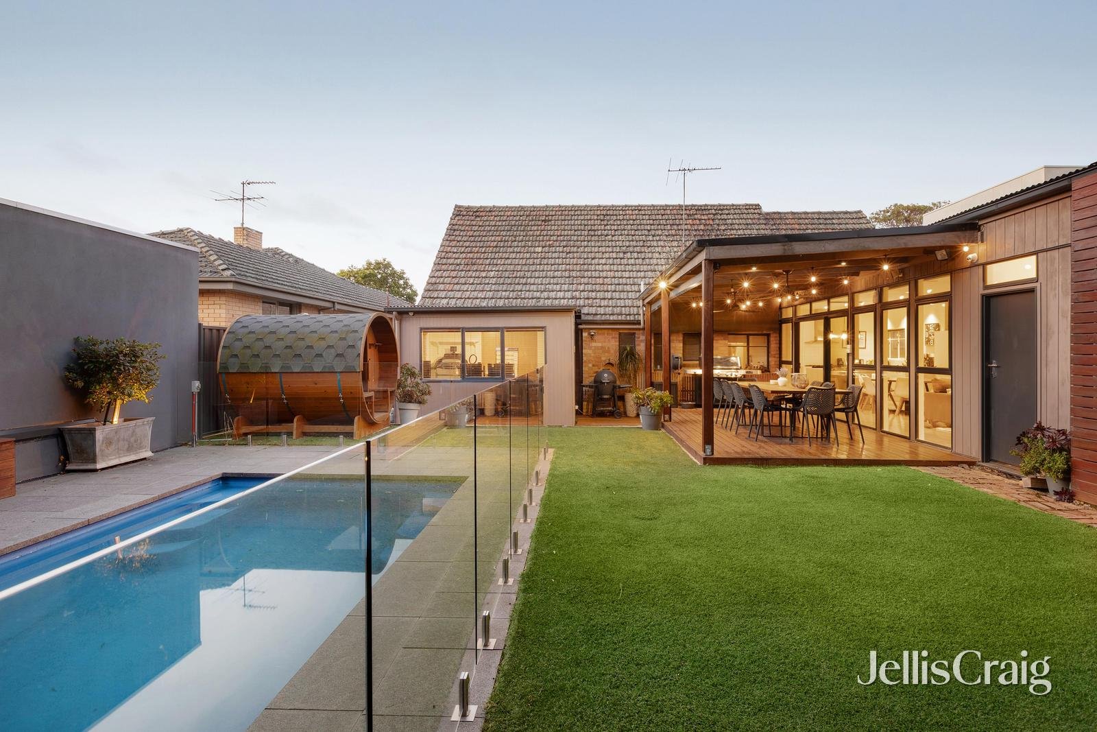 15 Coleman Avenue, Kew&nbsp;East image 1
