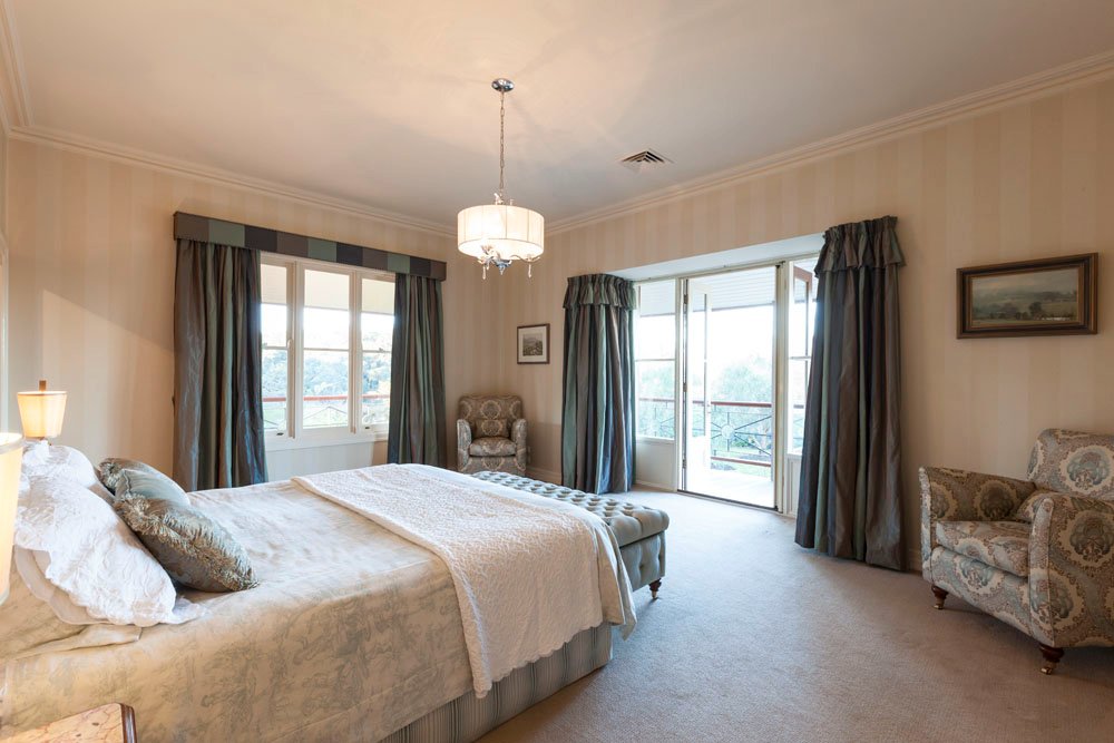 Property Gallery Thumbnail 14