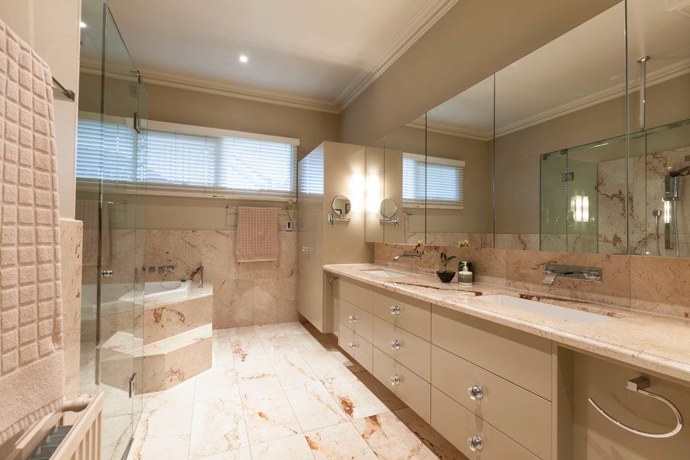 Property Gallery Thumbnail 17