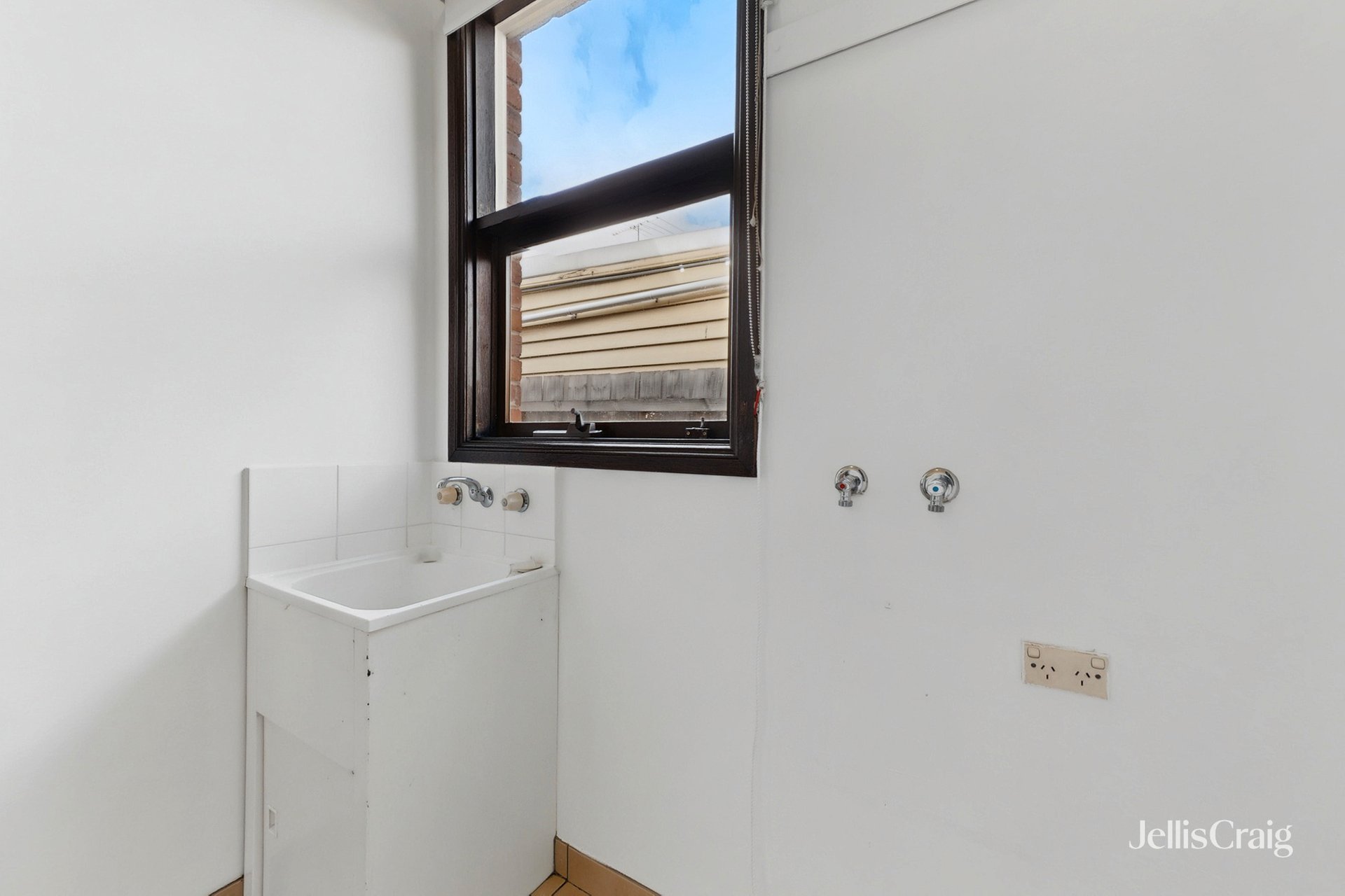 15 Coronet Street, Flemington image 13