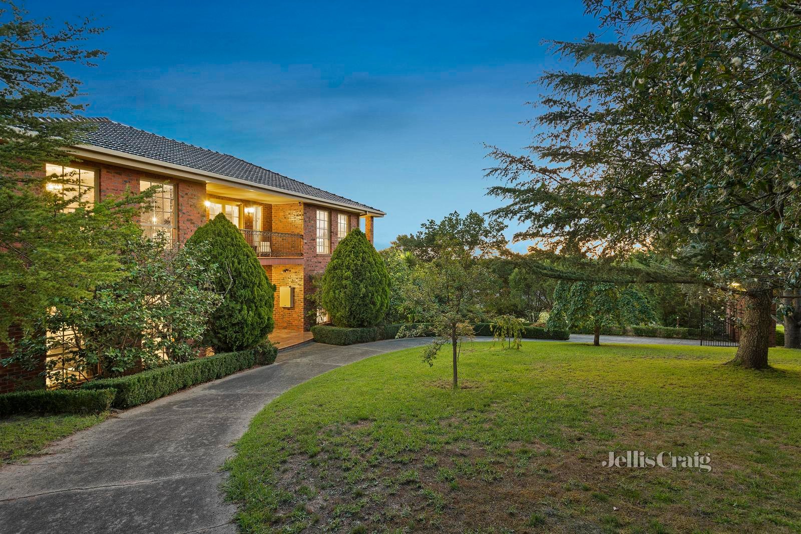 15 County Terrace, Templestowe image 16