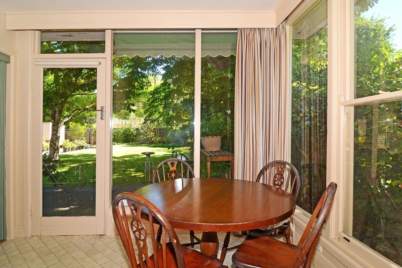 15 Crocker Street, Lake Wendouree image 2