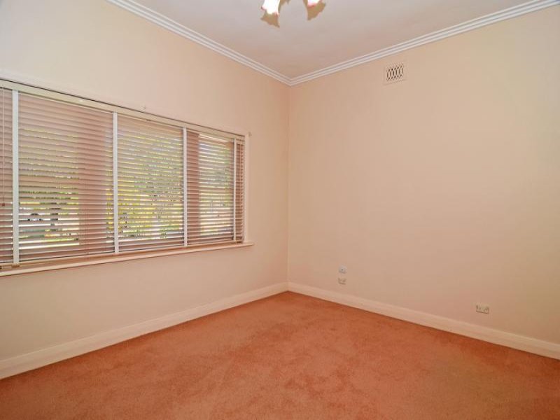 15 Crocker Street, Lake Wendouree image 10