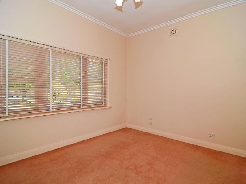 15 Crocker Street, Lake Wendouree image 10