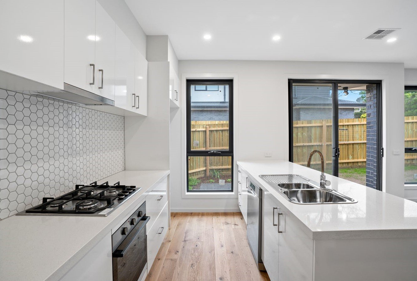 1/5 Crowley Road, Healesville image 1