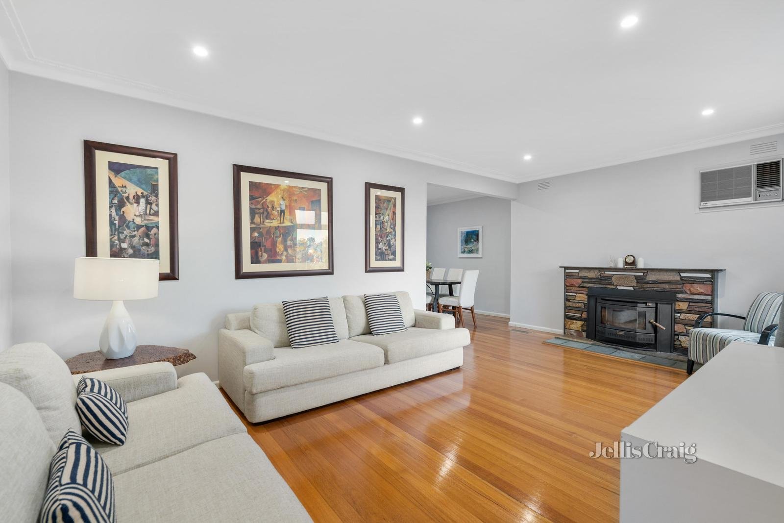 15 Cumberland Court, Forest Hill image 2