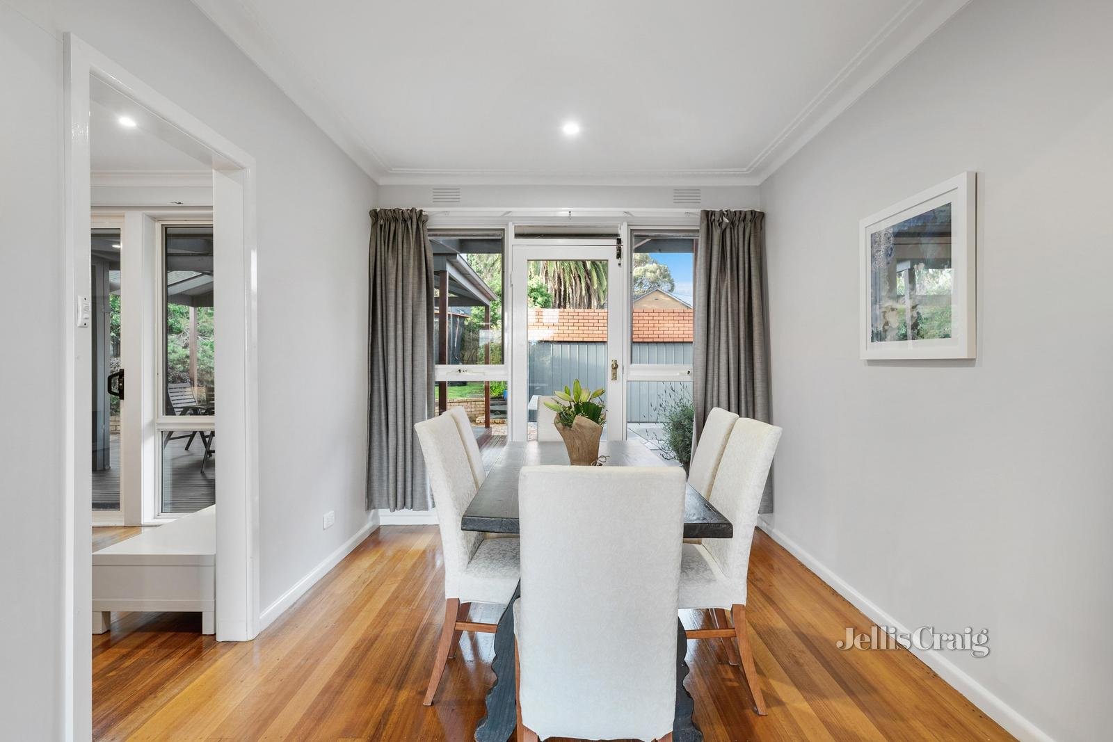 15 Cumberland Court, Forest Hill image 4