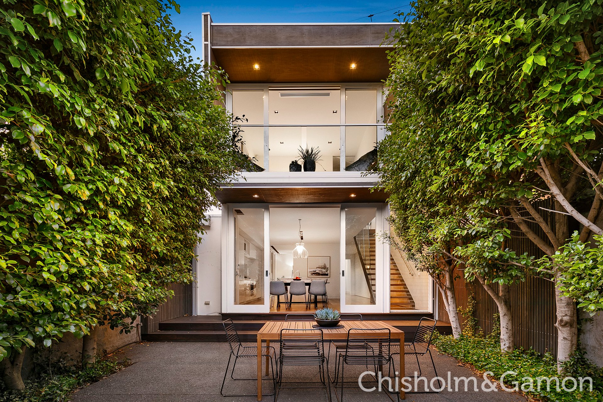 15 Cyril Street, Elwood image 2