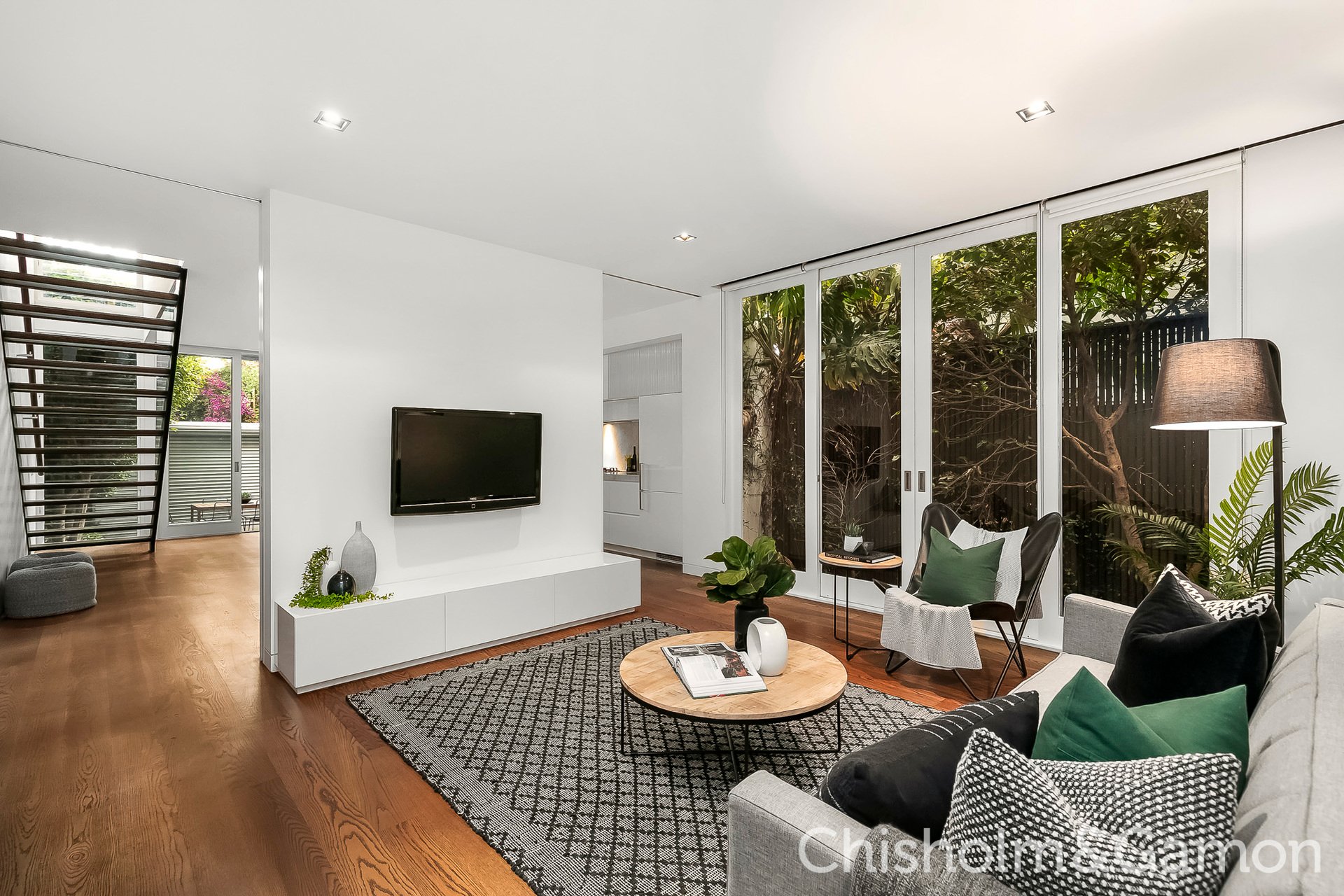 15 Cyril Street, Elwood image 3