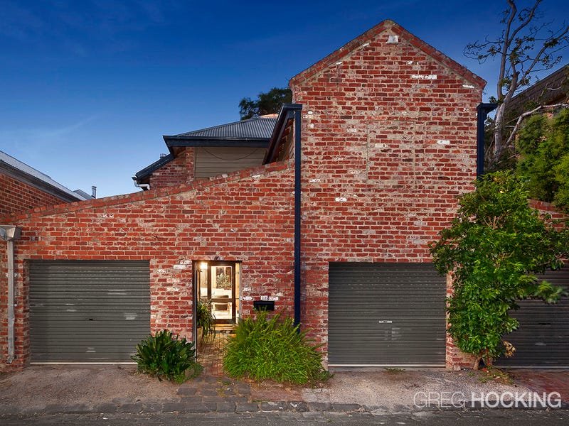 15 Dalgety Lane, St Kilda image 2