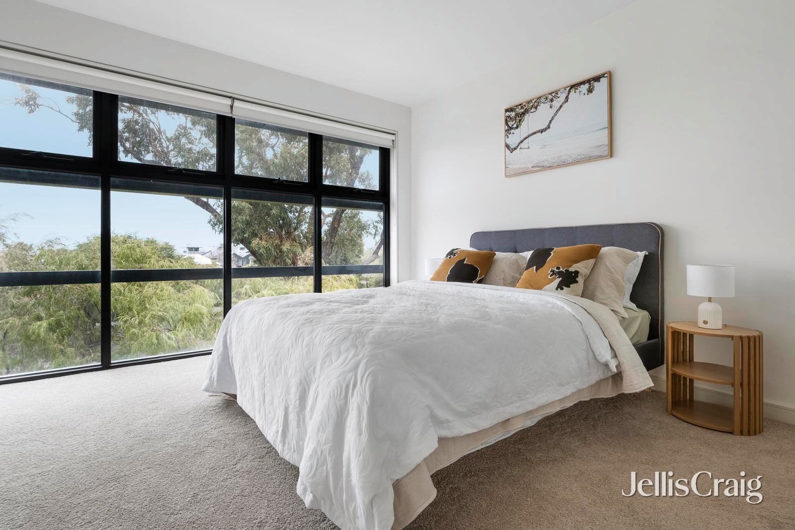 15 Danks Street, Albert Park image 6