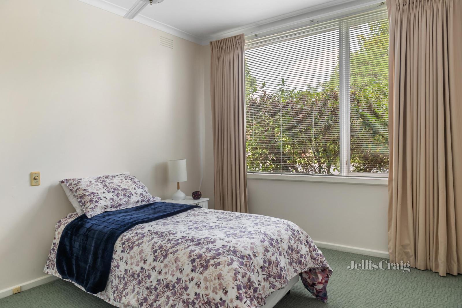 15 Darren Avenue, Bundoora image 8