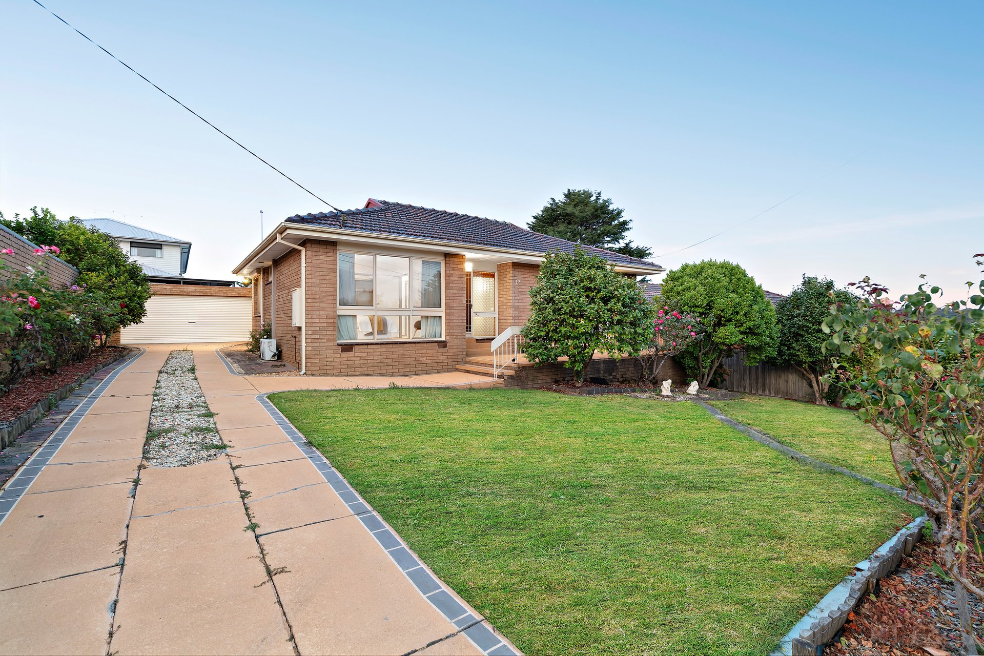Property Gallery - Main Image