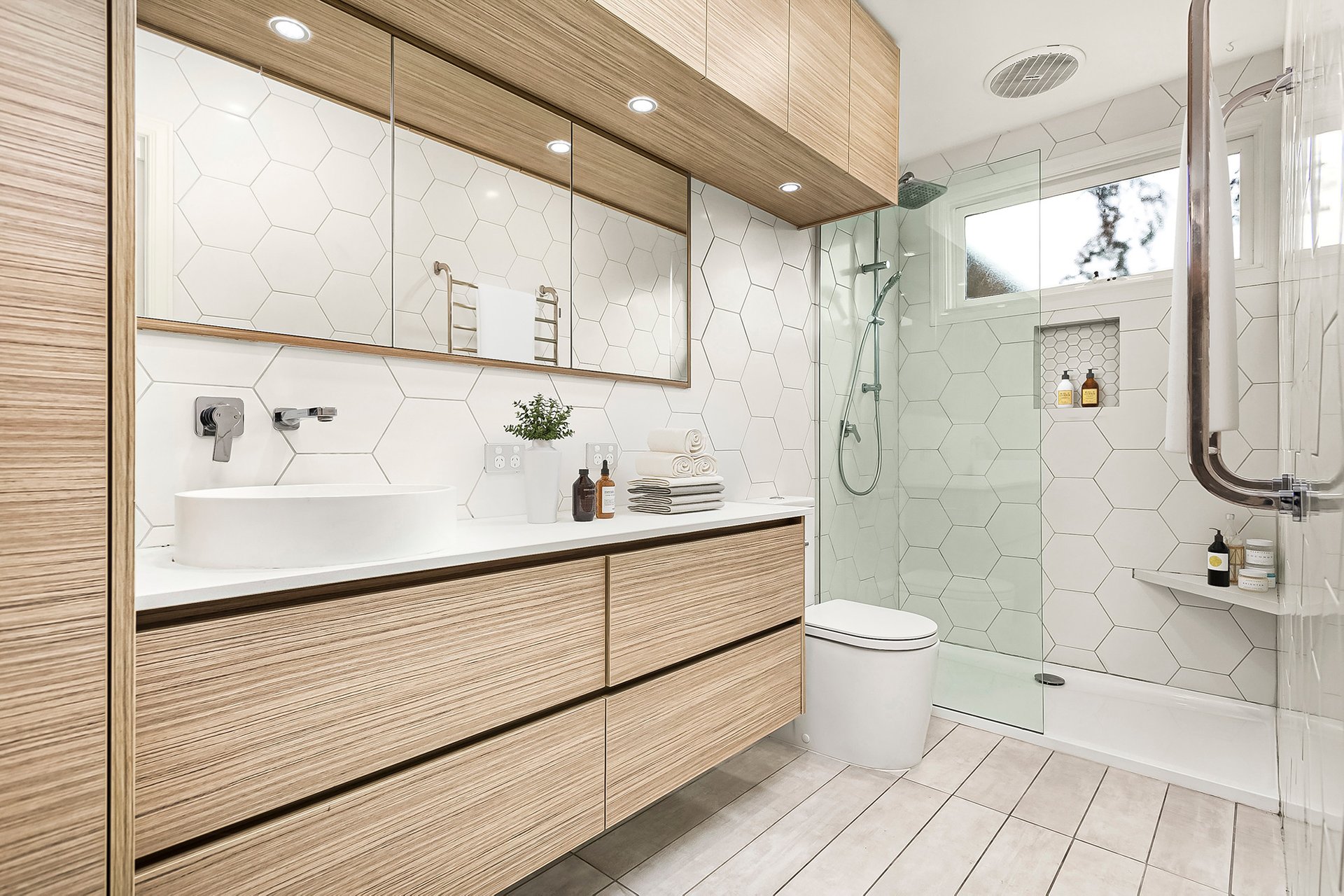 Property Gallery Thumbnail 8