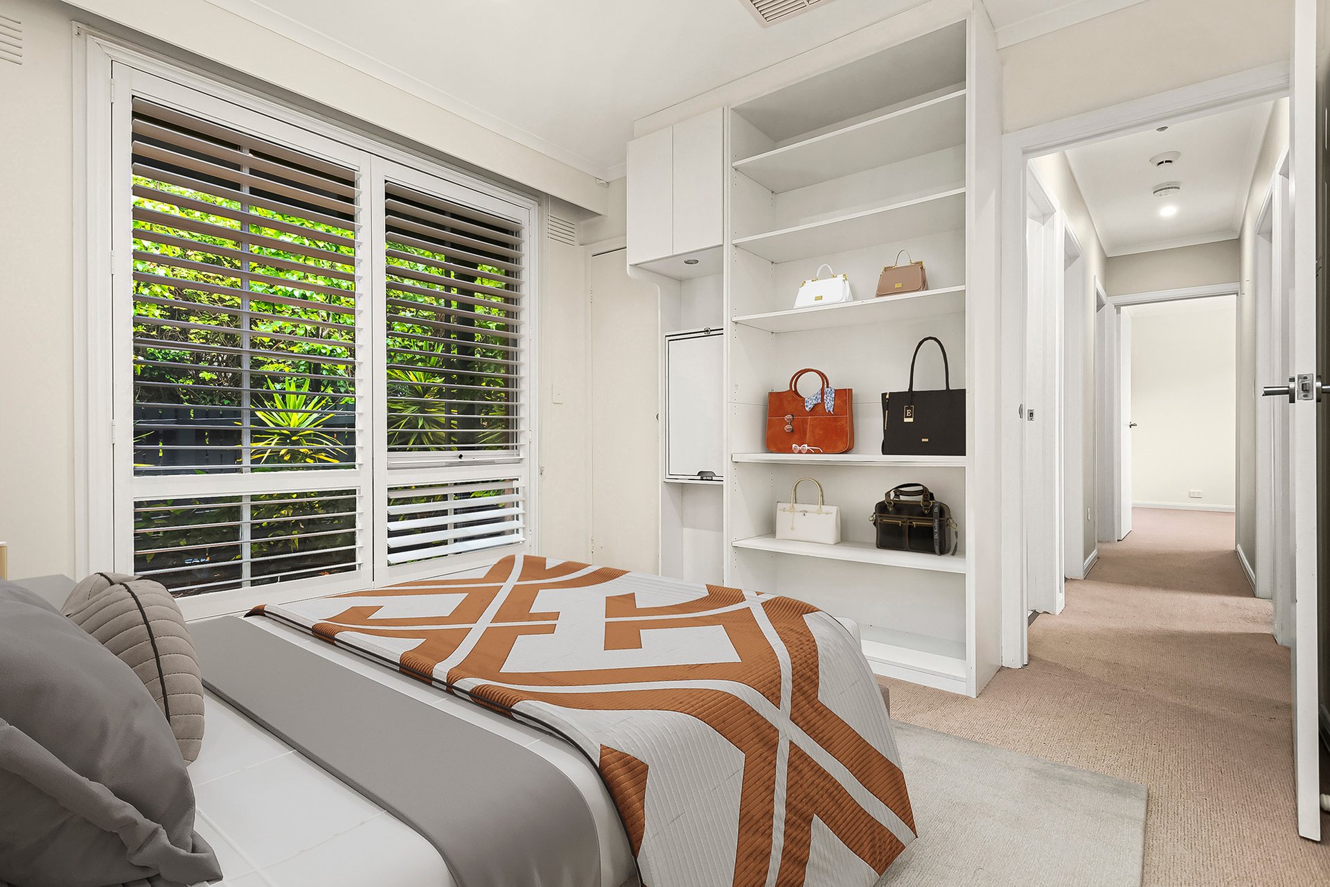 Property Gallery Thumbnail 9