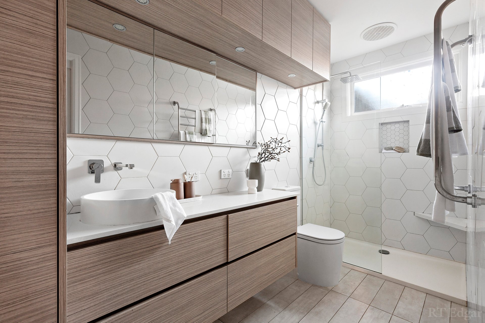 Property Gallery Thumbnail 8
