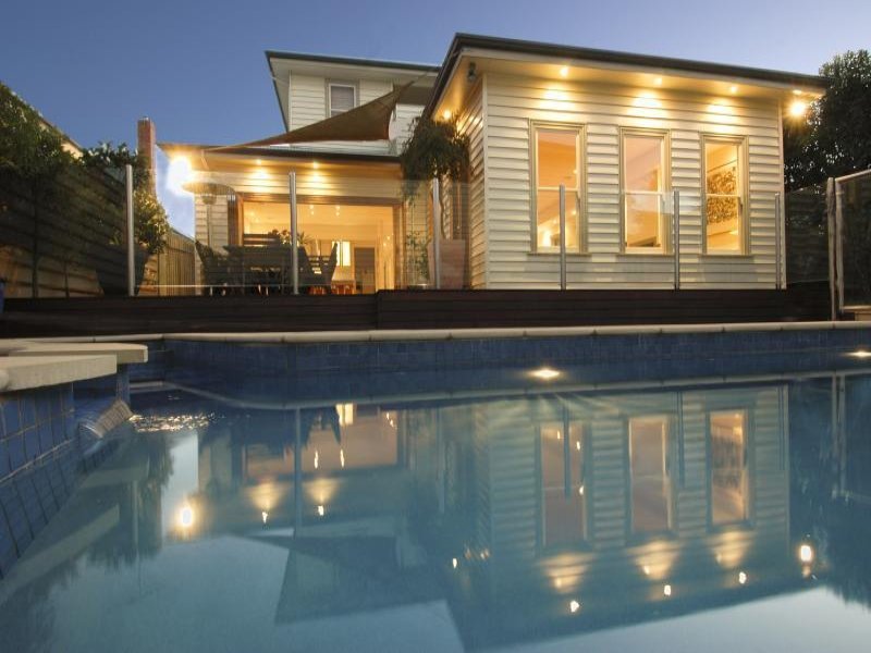 15 Denman Street, East Geelong image 4