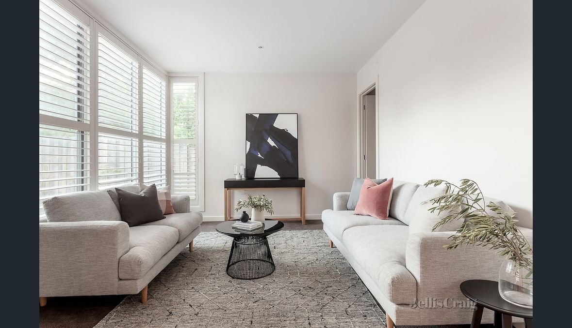 15 Denmark Hill Road, Hawthorn East image 4