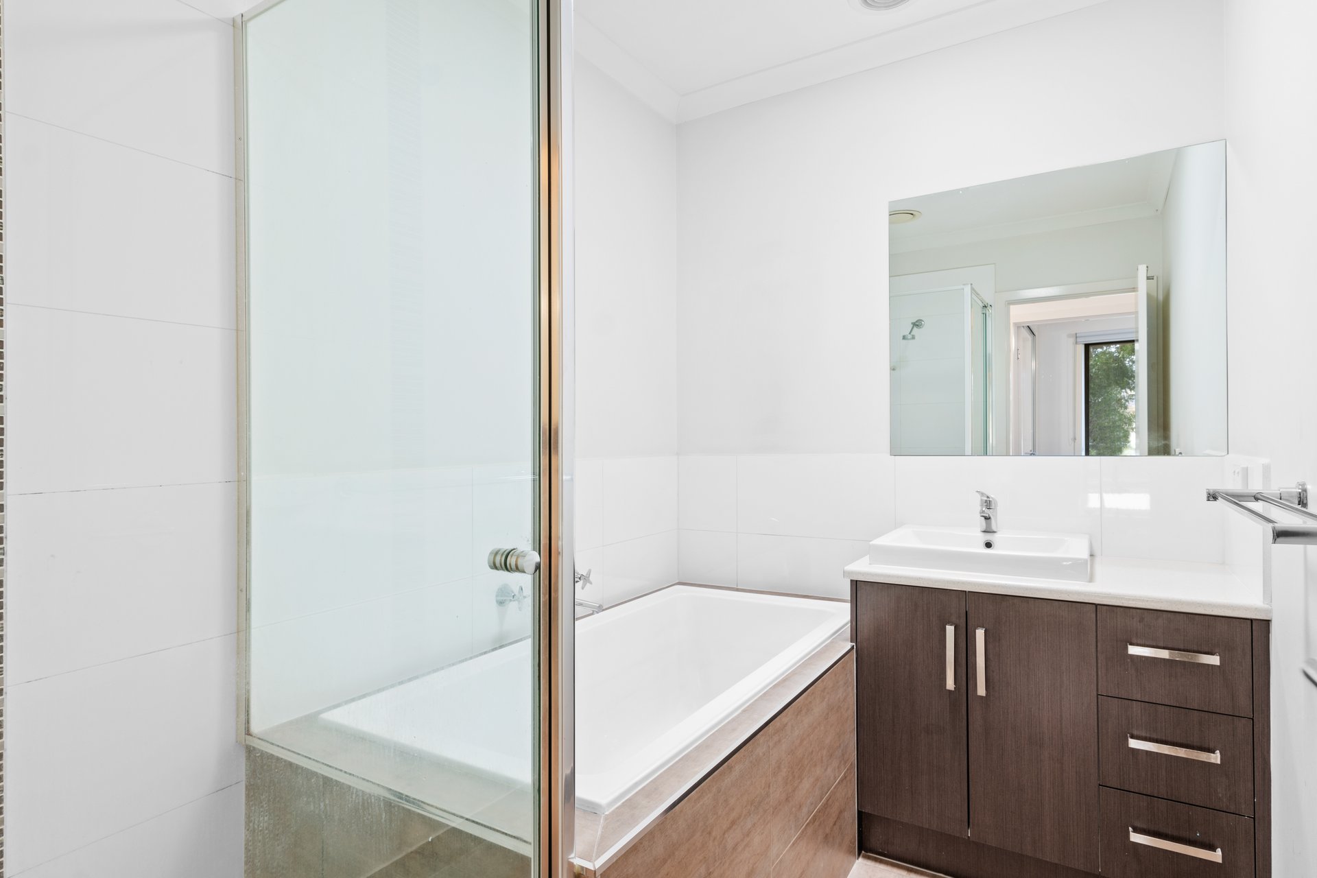1 / 5 Douglas Court Altona Meadows