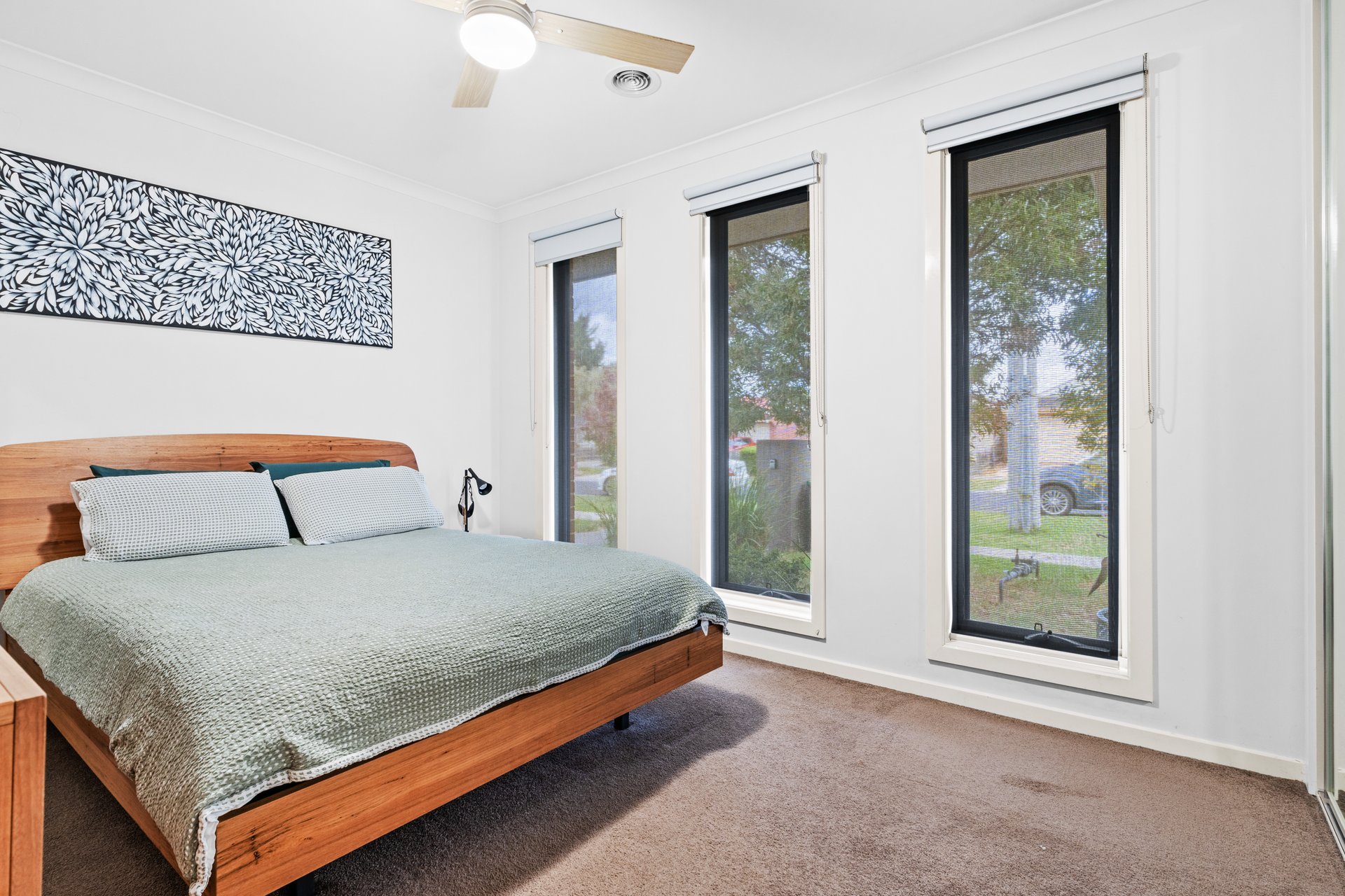 1 / 5 Douglas Court Altona Meadows