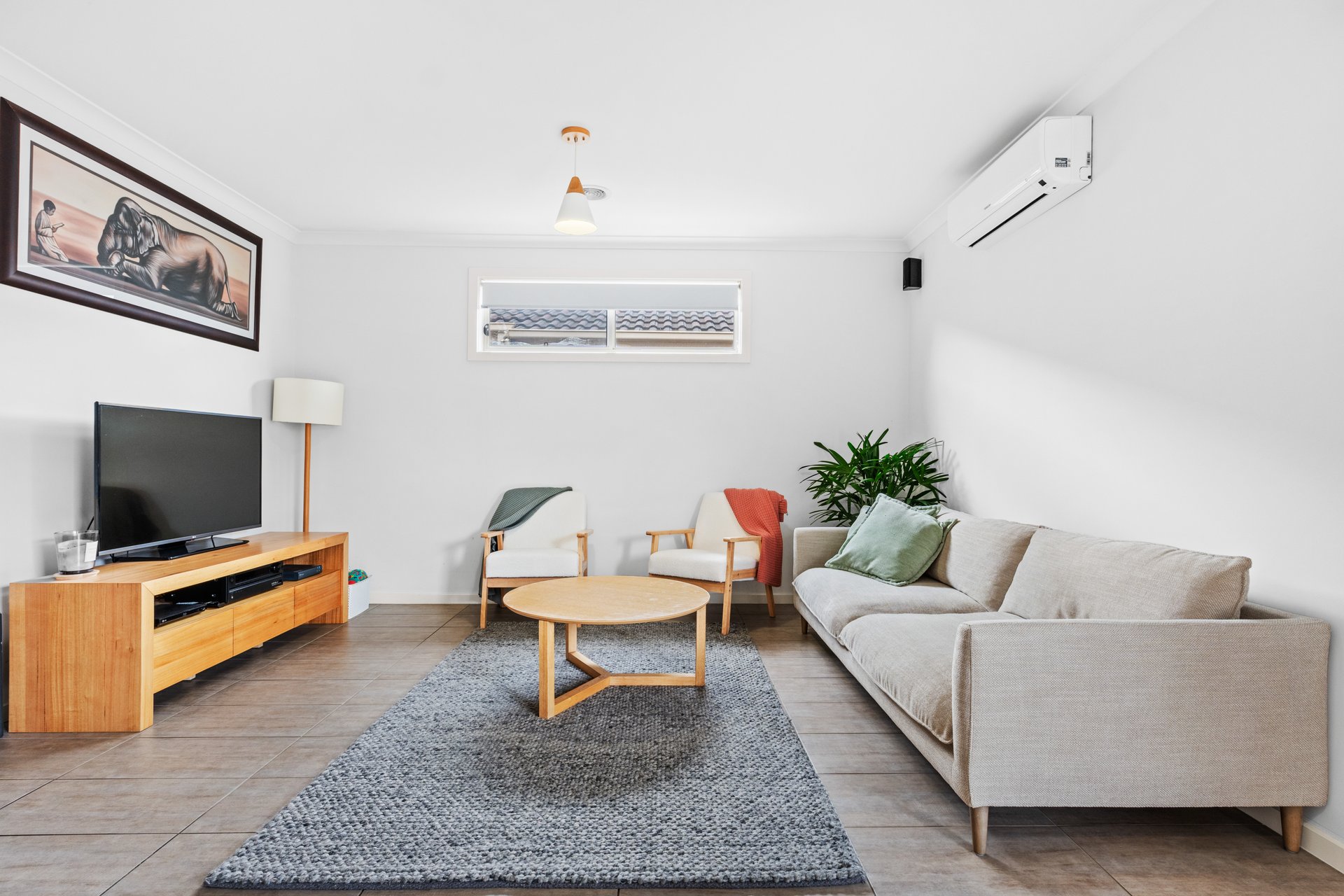 1 / 5 Douglas Court Altona Meadows