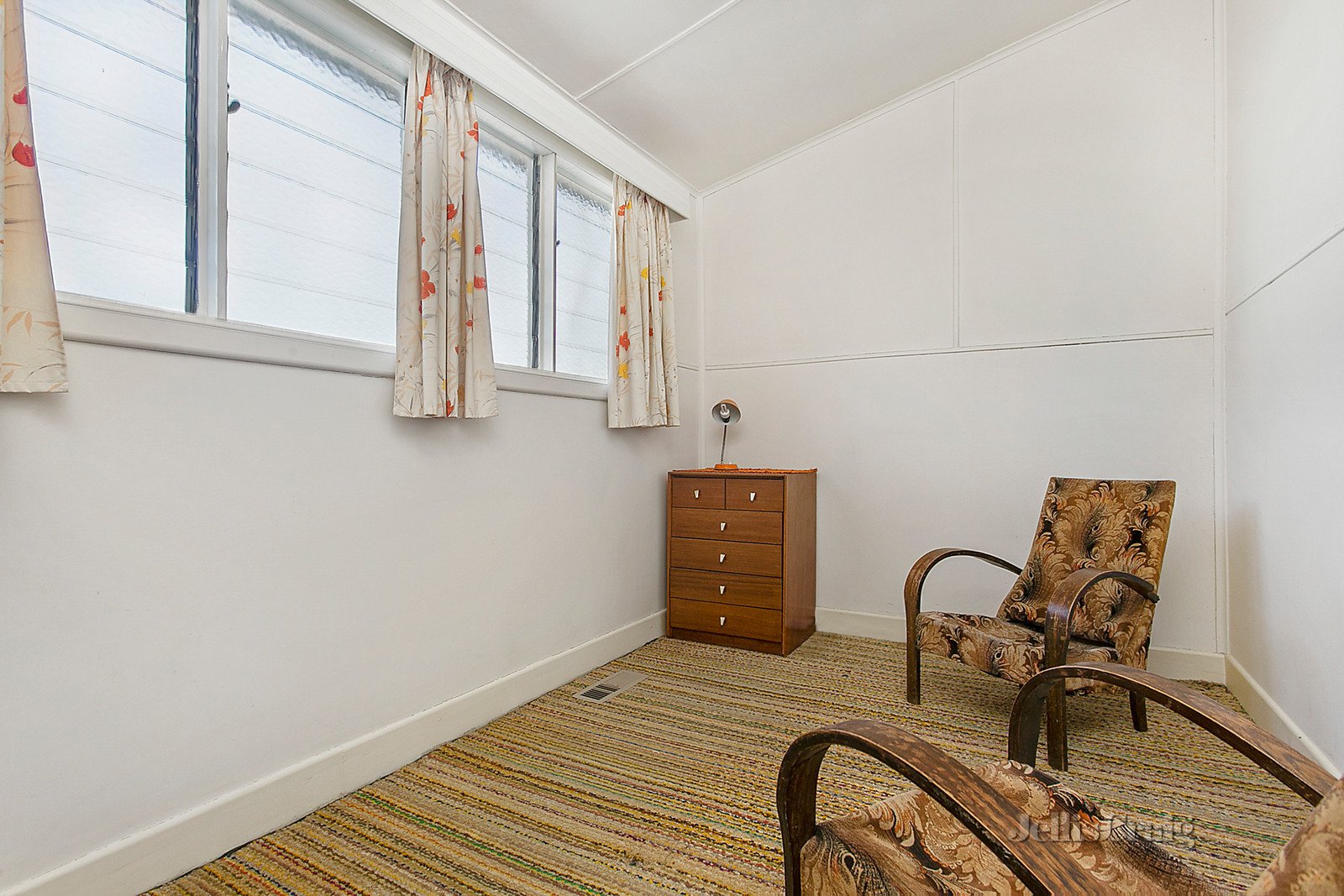 15 Douglas Crescent, Castlemaine image 6