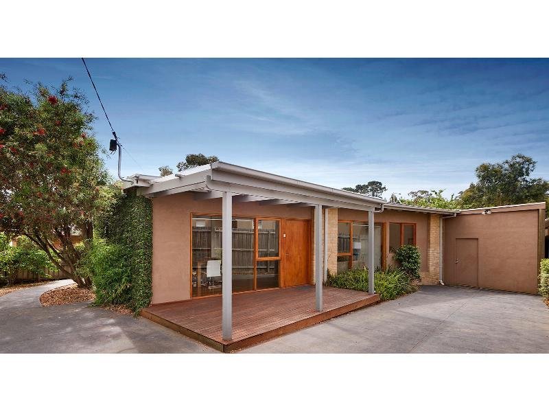15 Douglas Street, Blackburn North image 10
